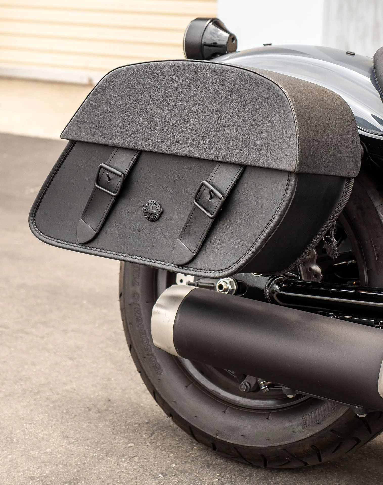 28L - Baelor Medium Quick Mount Yamaha Bolt Motorcycle Saddlebags