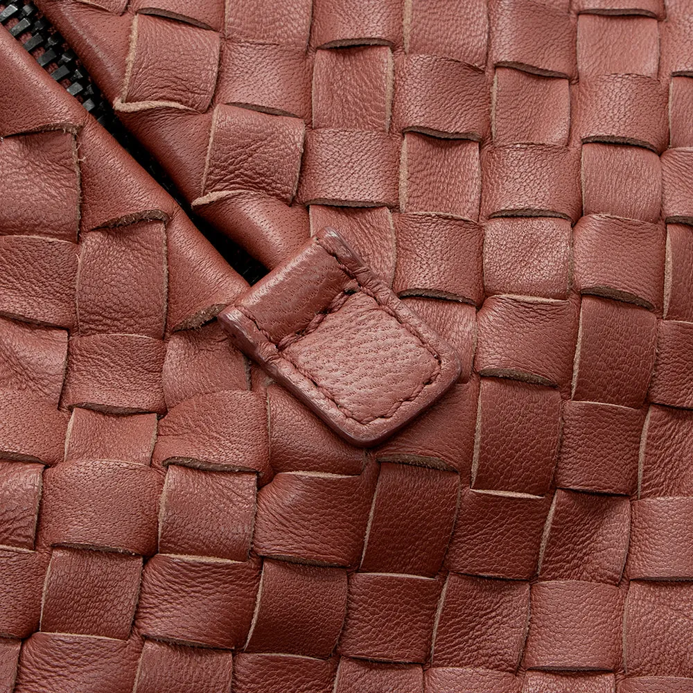 Bottega Veneta Intrecciato Nappa Shoulder Bag (SHF-14817)