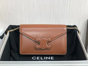 CE Wallet On Chain Triomphe Tan For Women 7in/19cm 10J733DPV.04LU