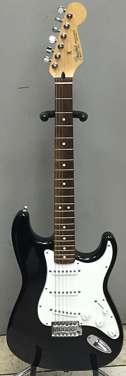 Fender Stratocaster Electric Guitar