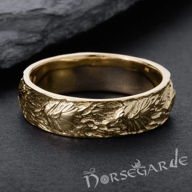 Handcrafted Wolf Ornament Band - Gold