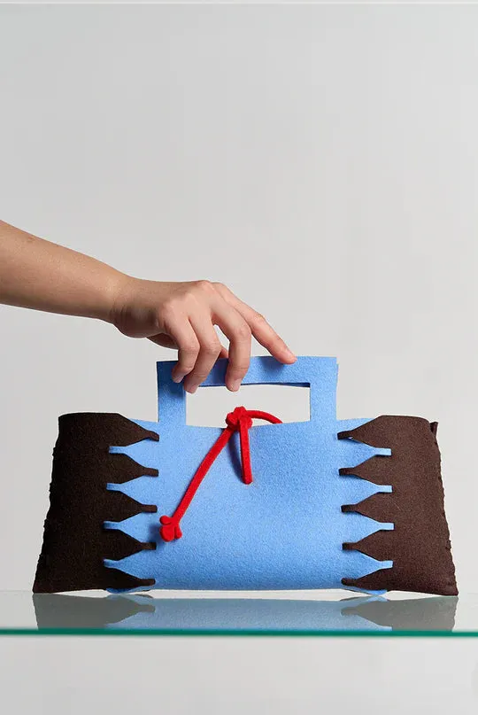 Small felt bag in blue by Kolye TJN