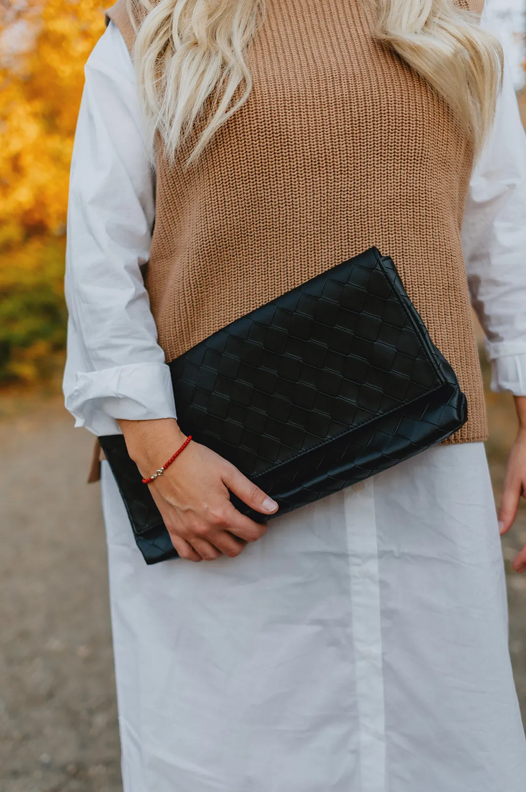 The Rabil Large Clutch by InWear - Black